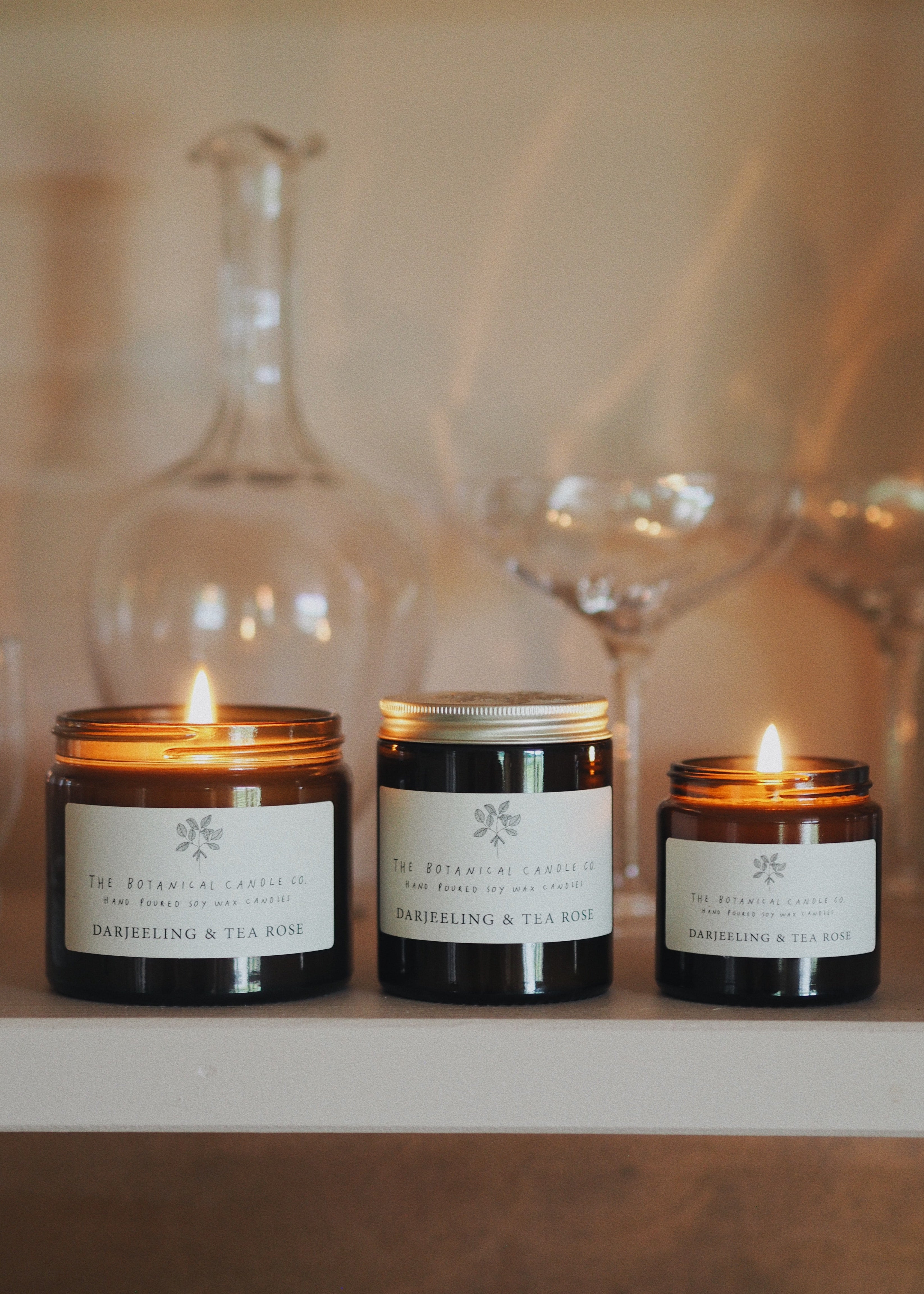 Darjeeling & Tea Rose Soy Candle in Amber Jar – The Botanical Candle Co.
