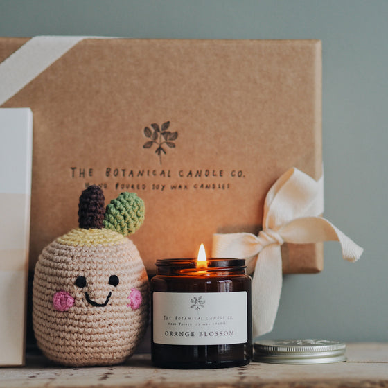 The Little Peach Gift Box - The Botanical Candle Co.