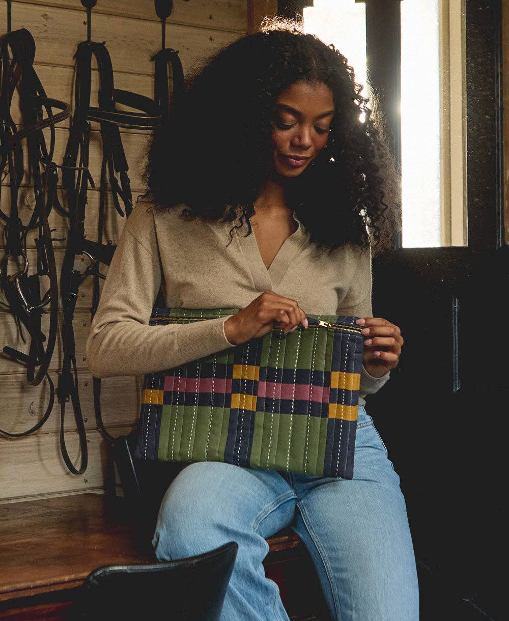 Lattice Quilted Laptop Sleeve - Berry - The Botanical Candle Co.