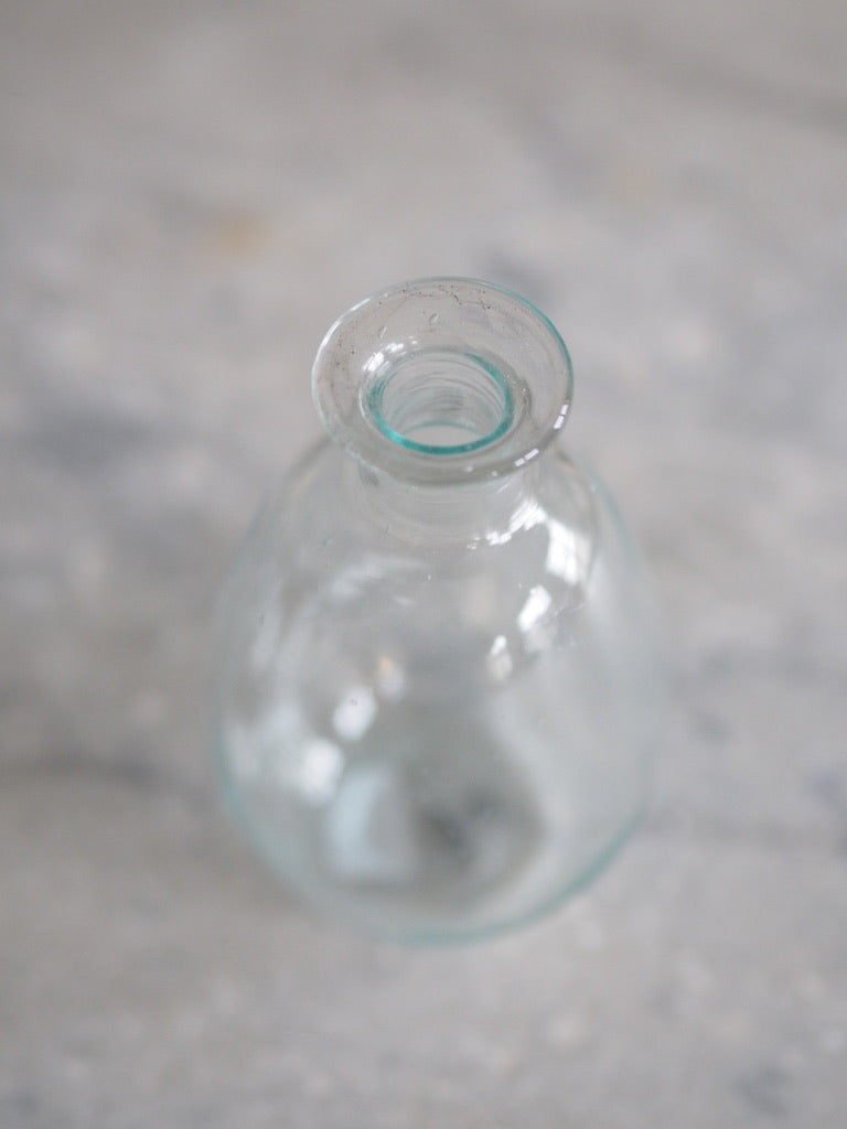 Transparent Amour Vase by La Soufflerie - The Botanical Candle Co.