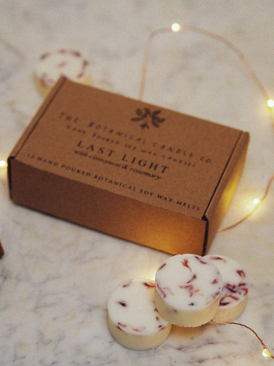 12 Last Light ® Scented Botanical Soy Wax Melts - The Botanical Candle Co.