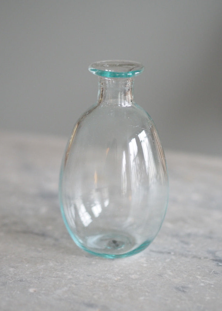Transparent Amour Vase by La Soufflerie - The Botanical Candle Co.