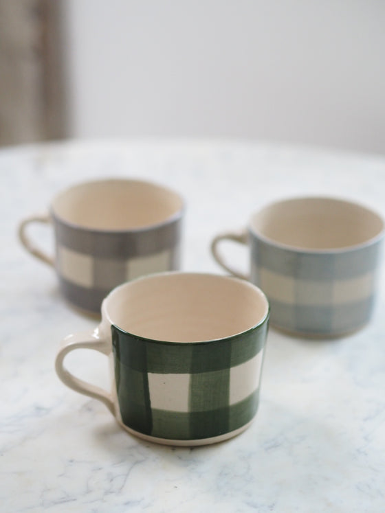 Wonki Ware Gingham Handmade Mugs - The Botanical Candle Co.