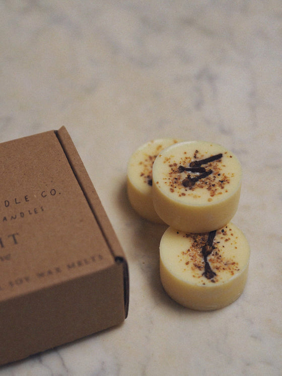 12 Half Light ® Scented Botanical Soy Wax Melts - The Botanical Candle Co.