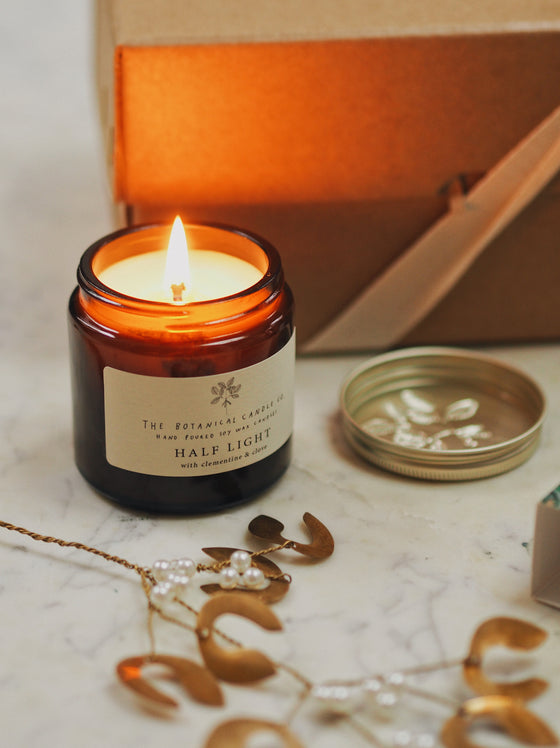 The Mistletoe Gift Box