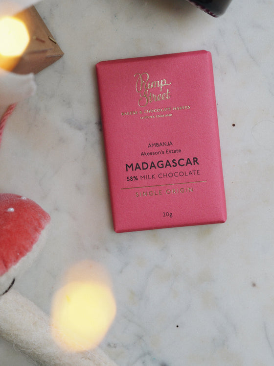 The Rosy Cap Gift Box