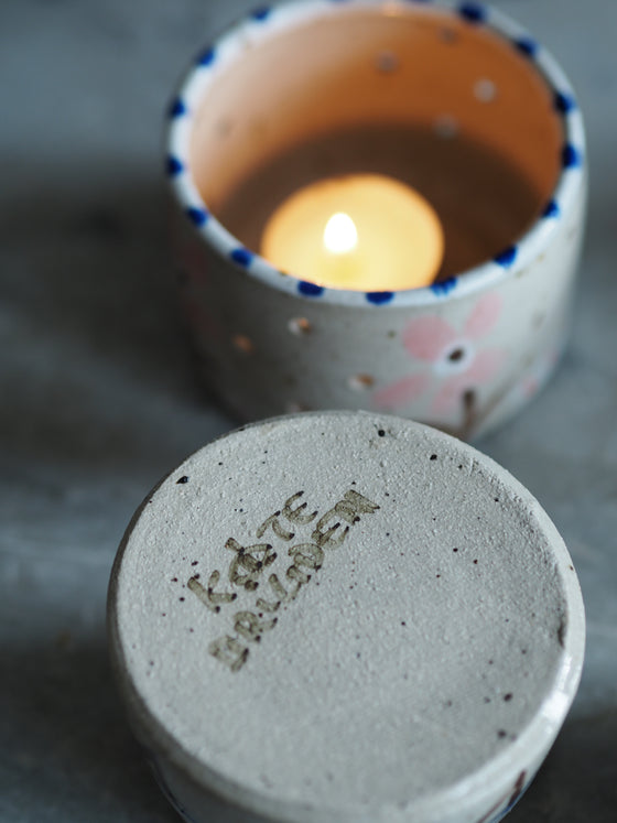 Kate Brigden x Charleston Pottery