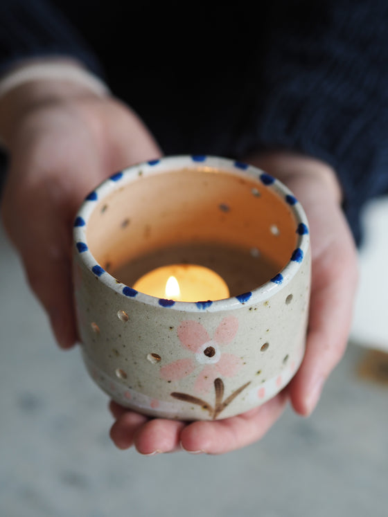 Kate Brigden x Charleston Pottery