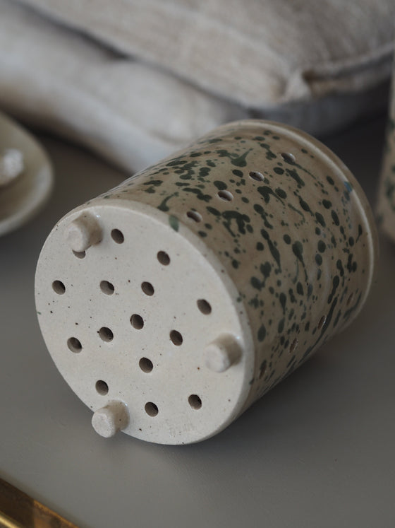 Stoneware Cutlery Drainer - The Botanical Candle Co.