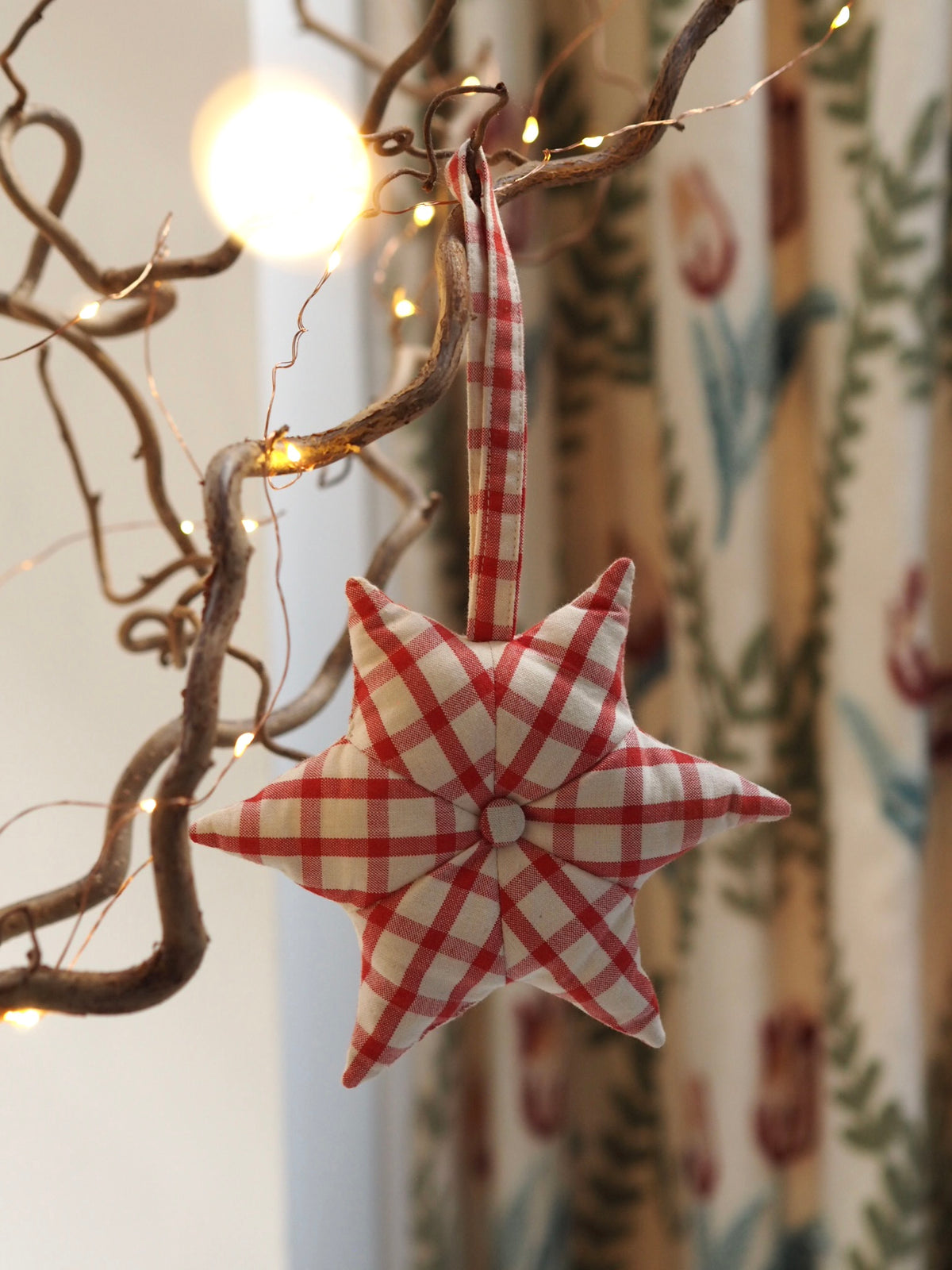 Fairtrade star in recycled fabric - The Botanical Candle Co.