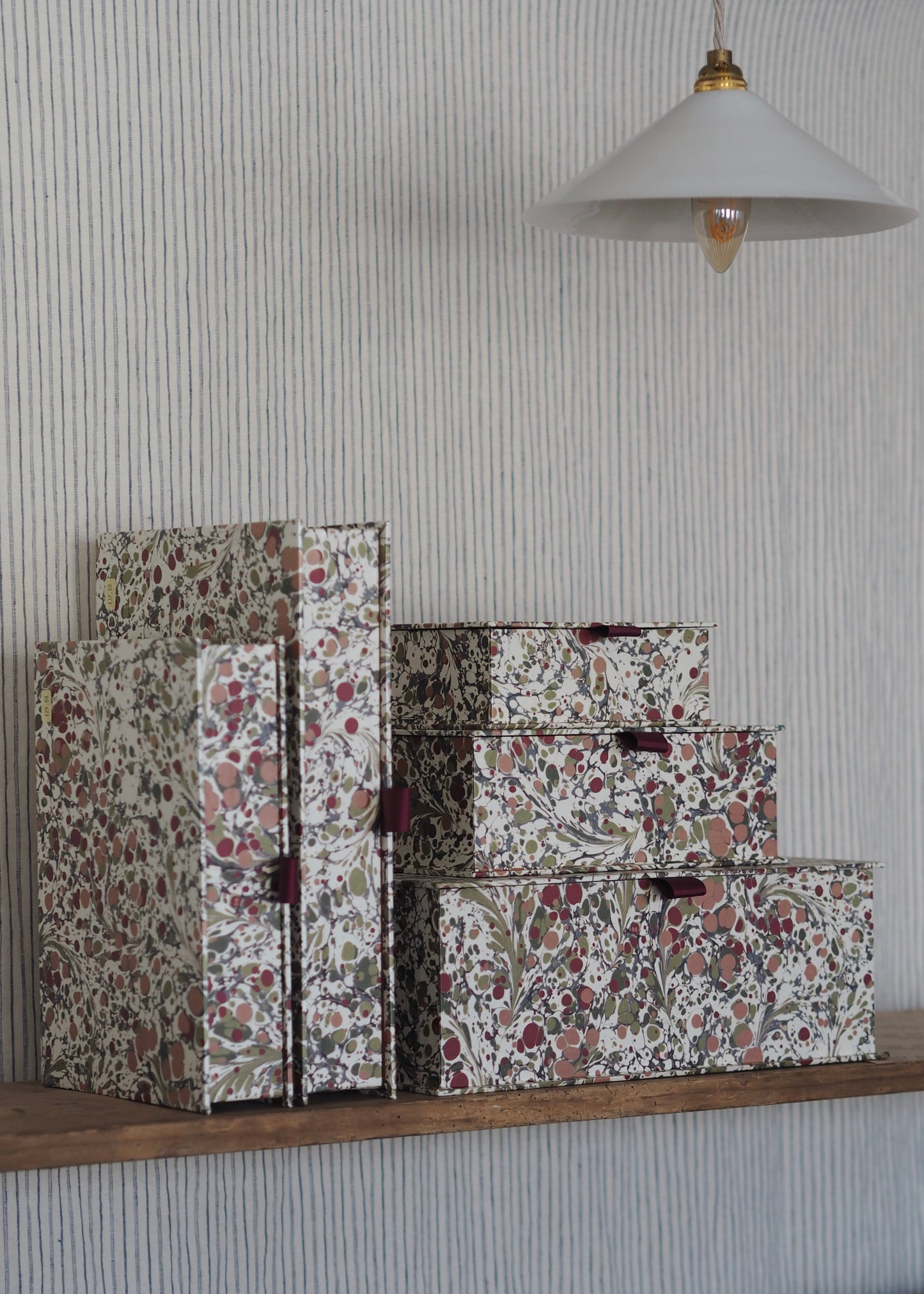 Harris & Jones Boxes in Lucent Bloom - The Botanical Candle Co.