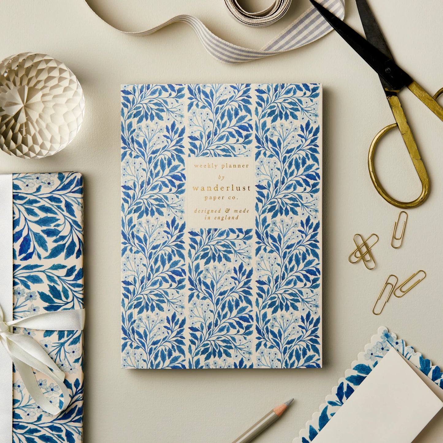 Blue Flora Wanderlust Paper Co. Weekly Planner - The Botanical Candle Co.