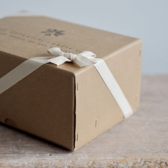 Let Your Love Grow Gift Box - The Botanical Candle Co.