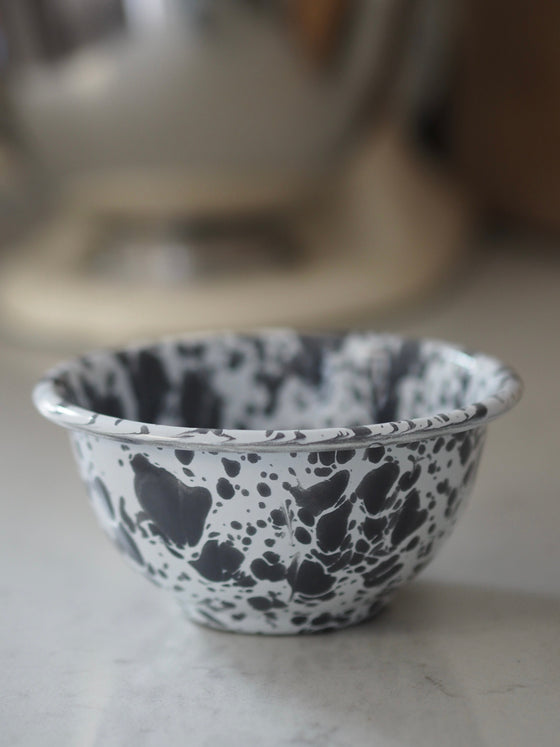 Grey & White Splatterware Enamel Bowls - The Botanical Candle Co.